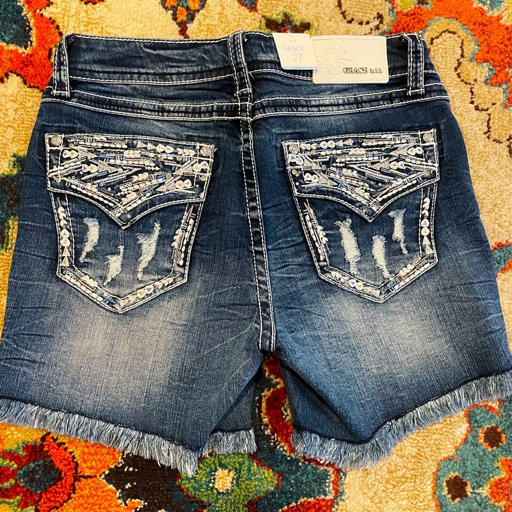 Size 27 grace shorts